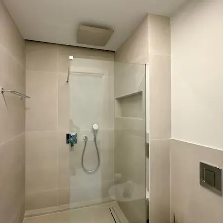 Luxurious Penthouse City Centre