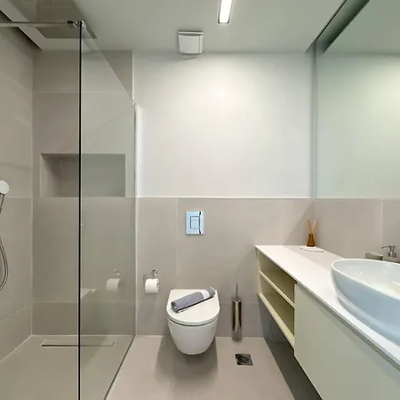 Lägenhet Luxurious Penthouse City Centre