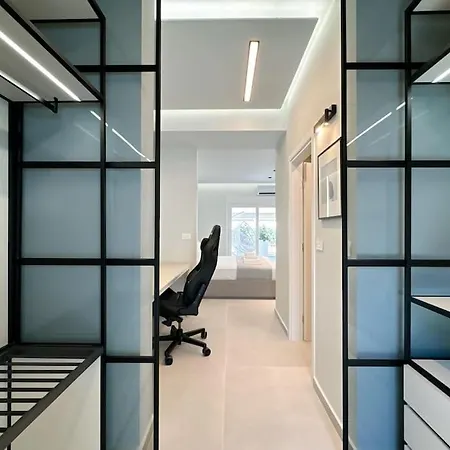 Luxurious Penthouse City Centre
