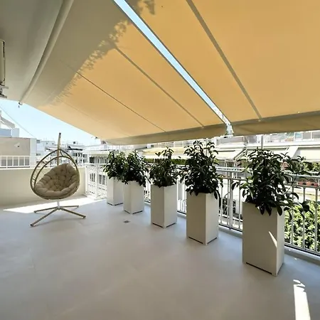 Lägenhet Luxurious Penthouse City Centre