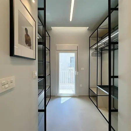 Lägenhet Luxurious Penthouse City Centre